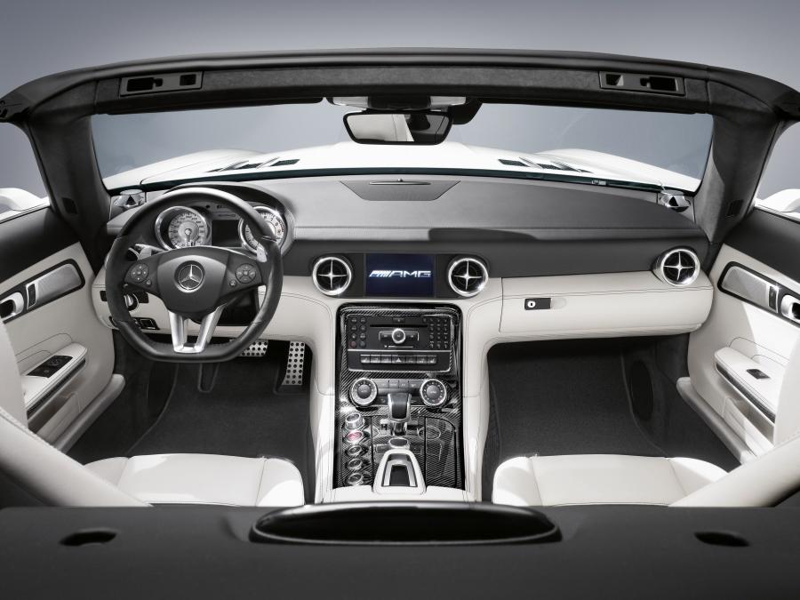  Mercedes-Benz SLS AMG Roadster 2012 года  (фото 136 из 198)